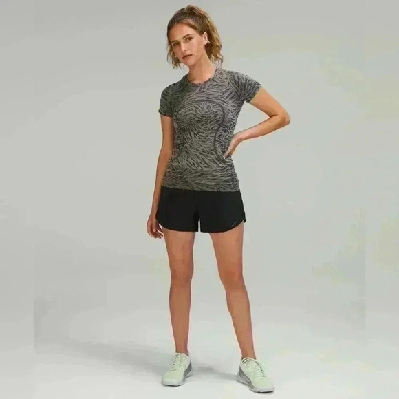 Lululemon Swiftly Tech Short Sleeve Shirt 2.0 - Picture 5 of 6